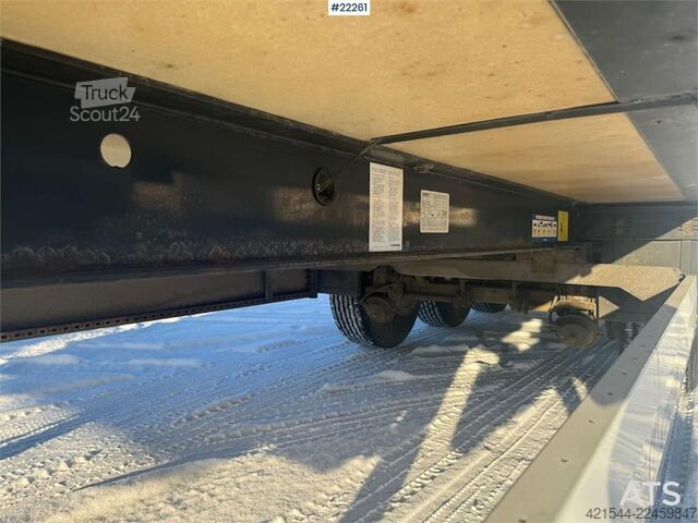 Krone kastveida puspiekabe ar Thermo King dzesēšanas iekārtu Krone box semi-trailer with Thermo King unit