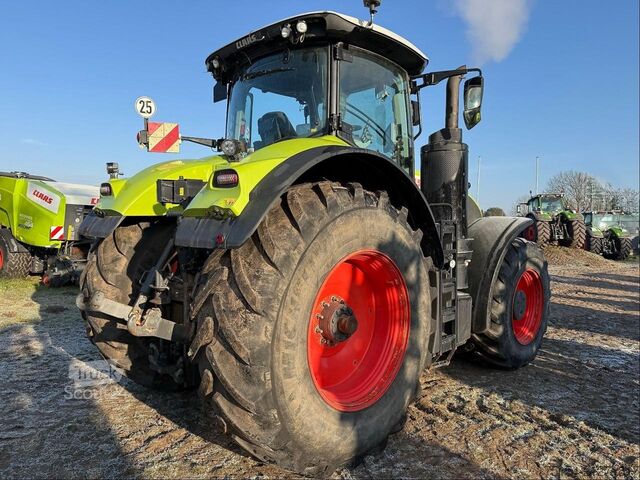 Τρακτέρ CLAAS Axion 960