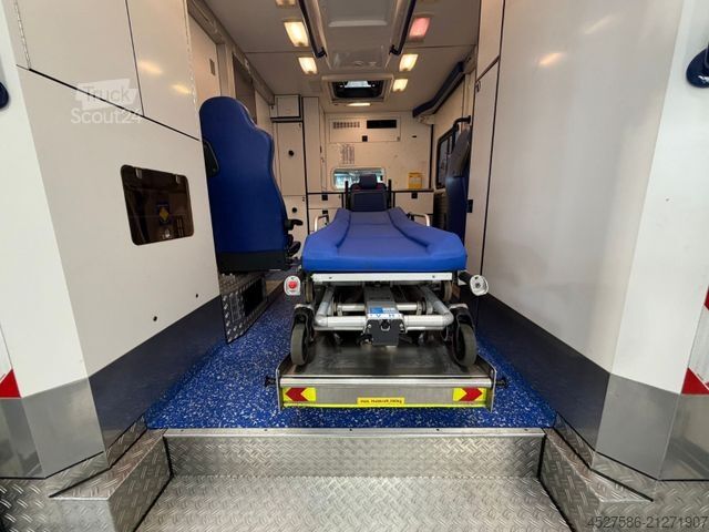 Brandweerwagen MERCEDES-BENZ Sprinter II 516 RTW/KTW KOFFER*RETTUNGSFAHRZEUG*