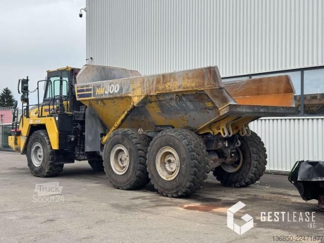 Mafsallı damperli kamyon Komatsu HM300-5E0