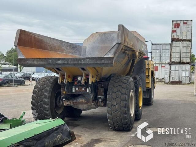 Mafsallı damperli kamyon Komatsu HM300-5E0