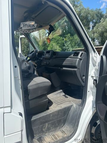 Tovornjak prekucnik Renault Master benne