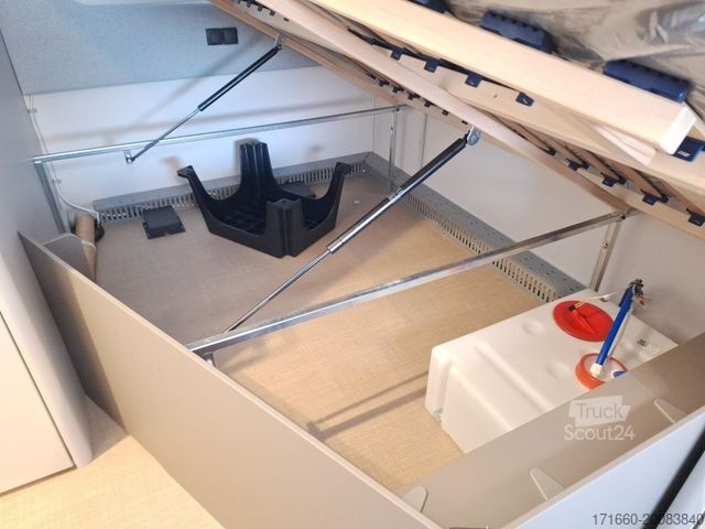 Caravan BÜRSTNER B66 465 TS