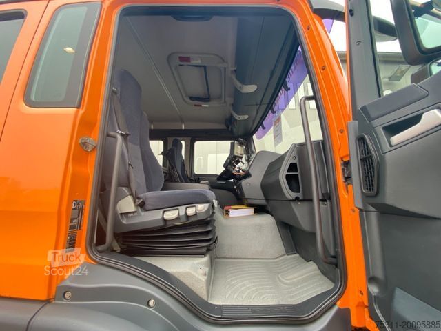 Three-sided tipper truck MAN TGM 13.240 4x4 DoKa|Kipper*Salzstreuer*Kommunal