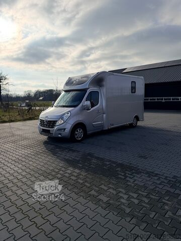 Transport koni Renault Master Renault Master Sodiak 2 paards / 3 pony's