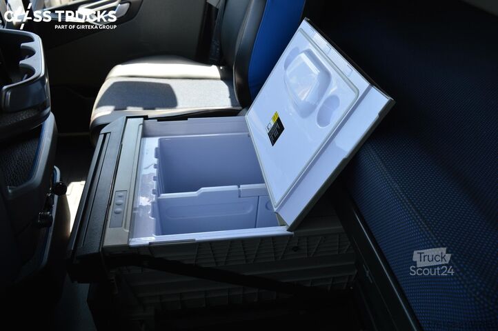 Standardni vlačilec VOLVO FH 460 Globetrotter XL i-Save