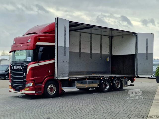 Valise Scania R580 V8 NGS Highline 6x2*4 - Box with sidedoors...