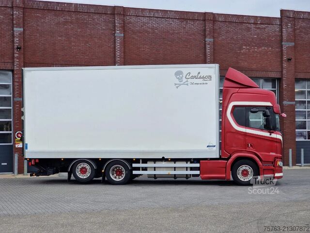 Valise Scania R580 V8 NGS Highline 6x2*4 - Box with sidedoors...
