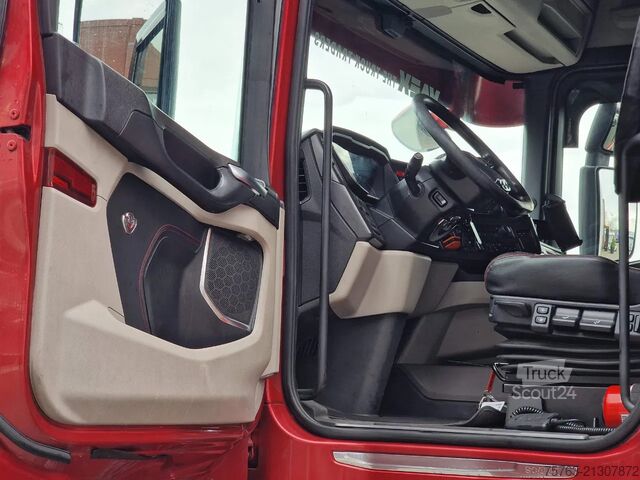 Valise Scania R580 V8 NGS Highline 6x2*4 - Box with sidedoors...