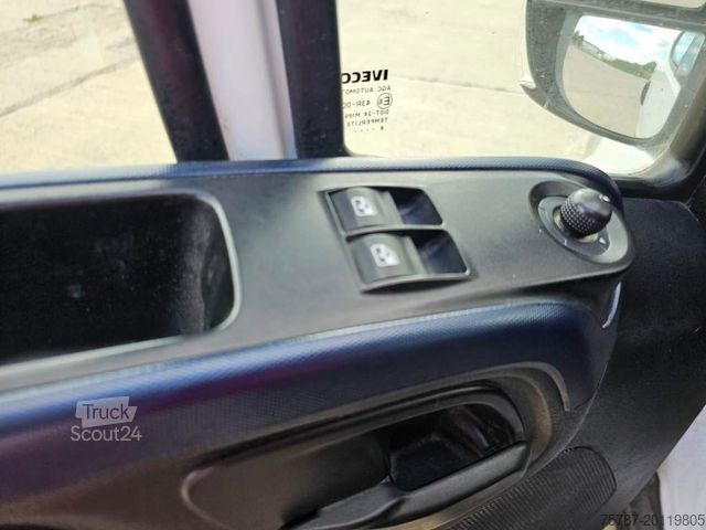 Bestelwagen met verhoogd dak IVECO 35S16 A8 V L, mittellang & hoch, kleiner Schaden