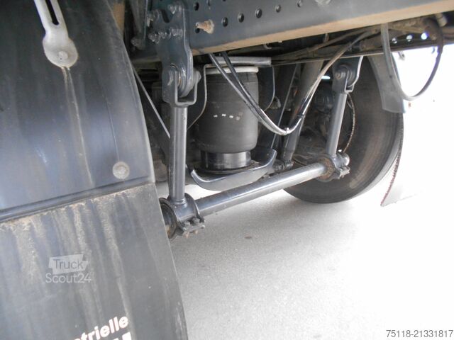 вантажівка з платформою і тентом Iveco Stralis 360 6X2 - Centina + Sponda