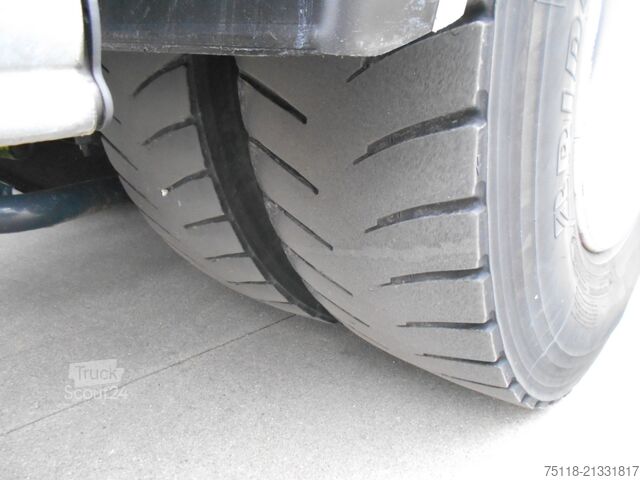 вантажівка з платформою і тентом Iveco Stralis 360 6X2 - Centina + Sponda