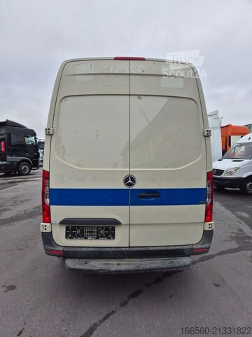 Fourgon Mercedes-Benz SPRINTER 311 CDI