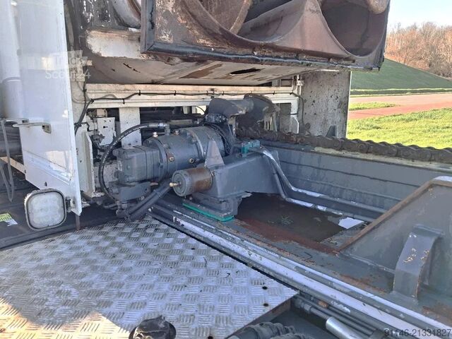 Veículo de recolha de resíduos Scania P280 P280 6x2 * Waste - Vuilnis *