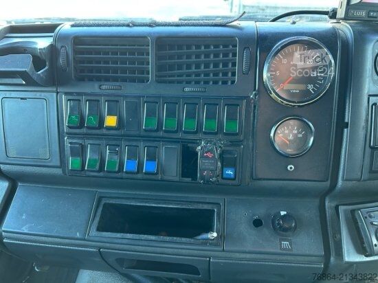 Вантажівка спеціального призначення MAN TGA 26.440 6X2-2 LL, HOCHDRUCK KEHRMASCHINE 300 BAR,  LENK-LIFTACHSE, VOLL-LUFT, E4