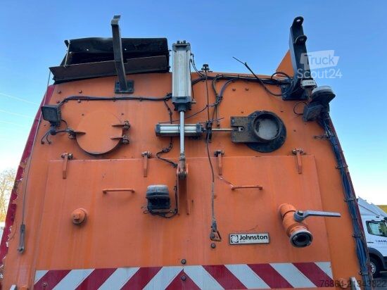 Вантажівка спеціального призначення MAN TGA 26.440 6X2-2 LL, HOCHDRUCK KEHRMASCHINE 300 BAR,  LENK-LIFTACHSE, VOLL-LUFT, E4