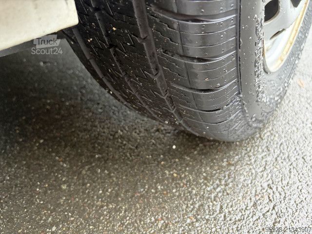 Dobozos furgon Opel Vivaro B 1,6 CDTI L2H1 3,0t, AHK, Sortimo-Regale