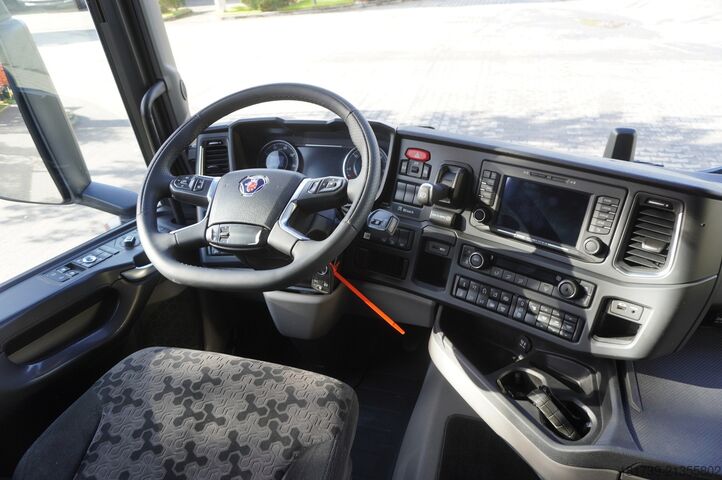 Chłodnia SCANIA R500 E6 6x2 / Lecapitaine 21 EPAL refrig