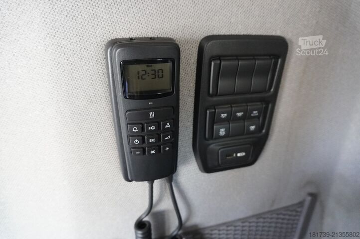 Chłodnia SCANIA R500 E6 6x2 / Lecapitaine 21 EPAL refrig