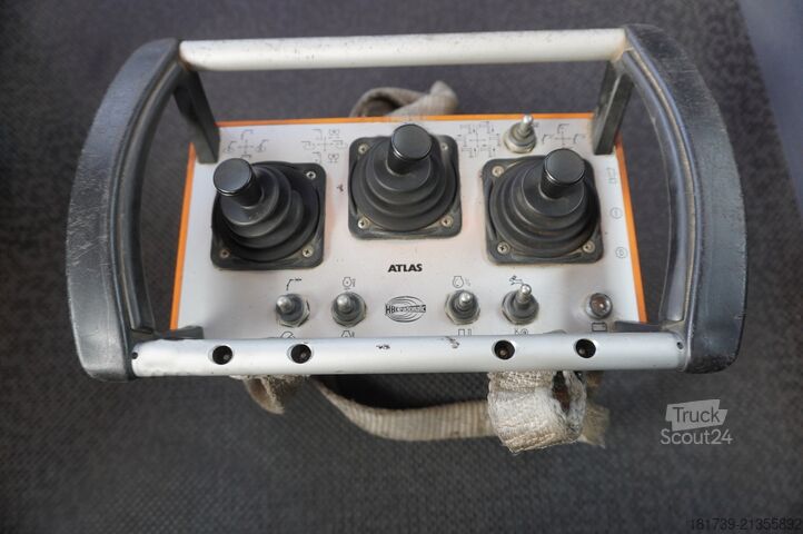 Platformă cu macara Renault C380 Comfort 6x4 / Atlas 172.3E crane