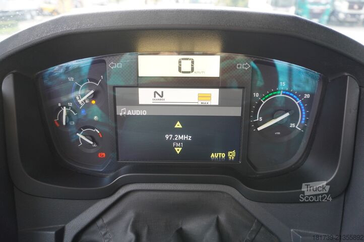 Platformă cu macara Renault C380 Comfort 6x4 / Atlas 172.3E crane