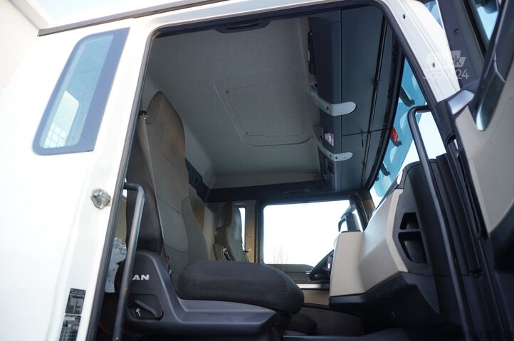 Platforma z HDS MAN TGS 26.420 6x4 / Fassi F215A.2.24