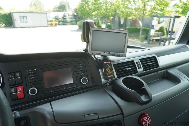 Burtowy z HDS MAN TGS 26.360 Flatbed / Fassi F175 7.7 T /