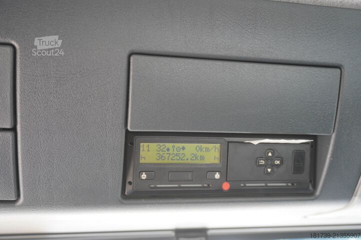 Burtowy z HDS MAN TGS 26.360 Flatbed / Fassi F175 7.7 T /