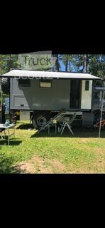 Husbils-lastbil 4x4 Mercedes-Benz 917 AF