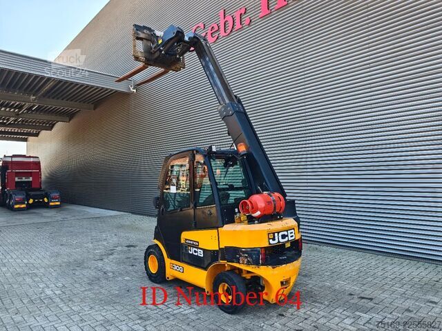 вилочный погрузчик JCB 30G 2WD Teletruk