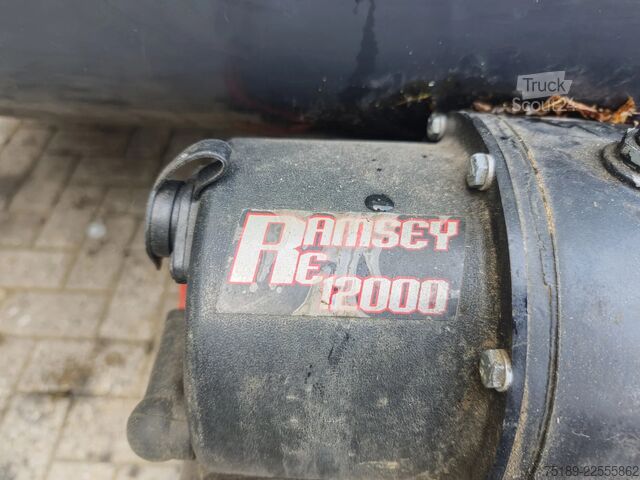 Brandbil Scania P124C 420 4x4 Hauser 2000 Winde Wasserwerfer Li...
