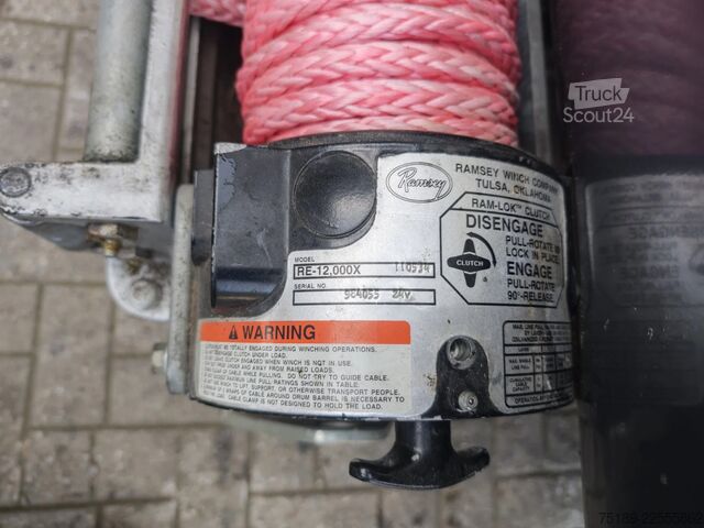 Brandbil Scania P124C 420 4x4 Hauser 2000 Winde Wasserwerfer Li...