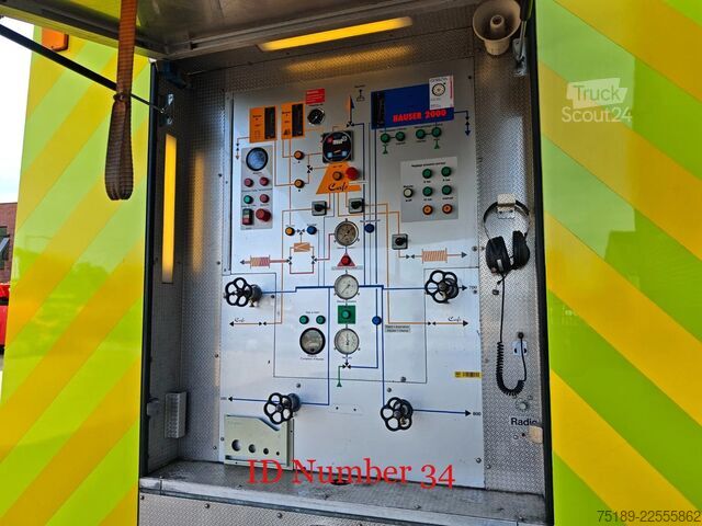 Пожарная машина Scania P124C 420 4x4 Hauser 2000 Winde Wasserwerfer Li...