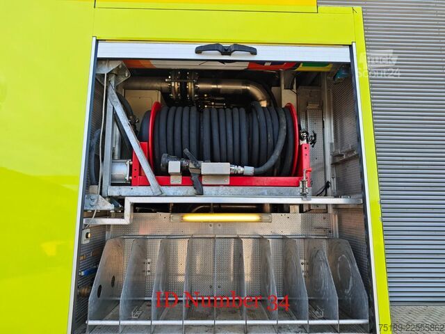 Пожарная машина Scania P124C 420 4x4 Hauser 2000 Winde Wasserwerfer Li...