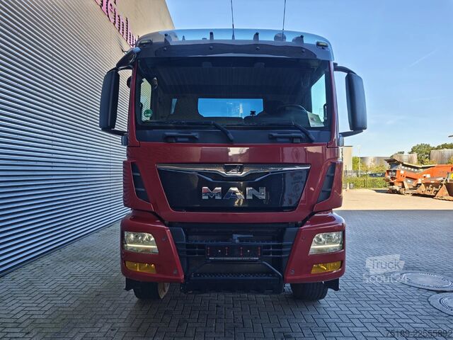 Ανατροπή 3 όψεων MAN TGS 26.460 6x4 + Schwarzmuller Z2