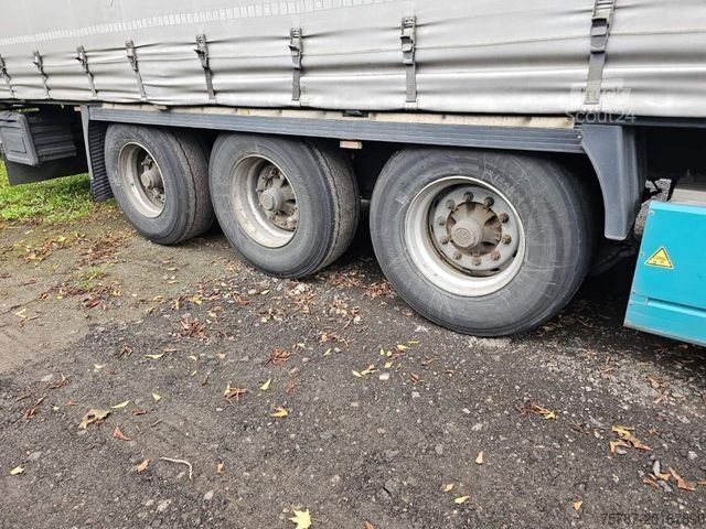 Atvērta puspiekabe ar tentu KRONE Gardine Standard, Plaettenkasten, Liftachse