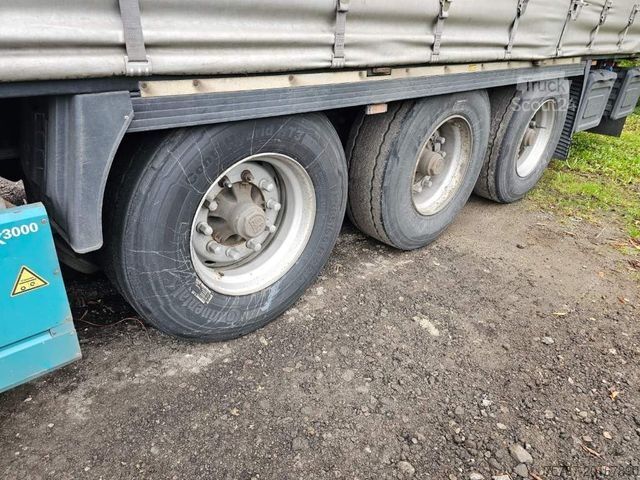 Atvērta puspiekabe ar tentu KRONE Gardine Standard, Plaettenkasten, Liftachse