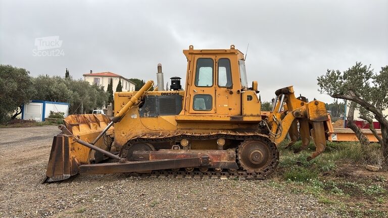 Bulldozer Dresser TD 15 E Without Ripper