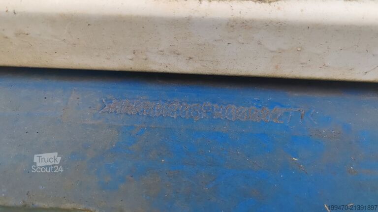 мобільний екскаватор Hyundai R55W-9A with 3 excavator buckets