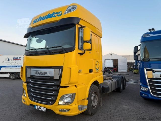 Kamion z zamenljivo nadgradnjo DAF XF 106.460 Intarder, Fahrgestell