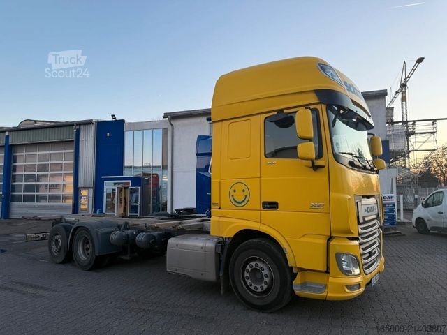 Kamion z zamenljivo nadgradnjo DAF XF 106.460 Intarder, Fahrgestell