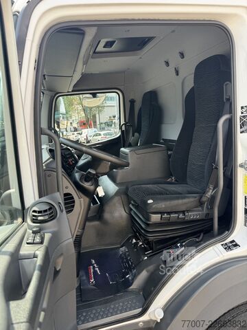 Lastbil med flak, kapell och bakgavellyft Mercedes-Benz Atego 1530L Schiebeplane 7,2m LBW Klima
