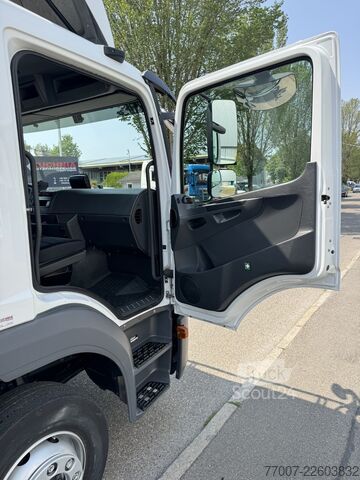 Ciężarówka z platformą, plandeką i windą załadunkową Mercedes-Benz Atego 1530L Schiebeplane 7,2m LBW Klima