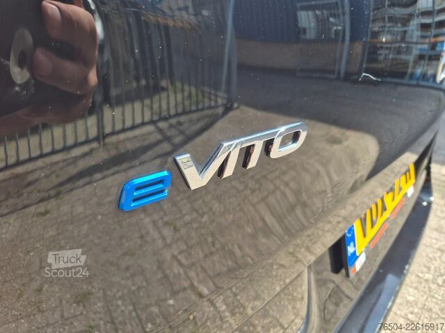 Varebil med dobbeltkabine Mercedes-Benz eVito DC 5 Pers/ Airco/ Camera/ 2X schuifdeur