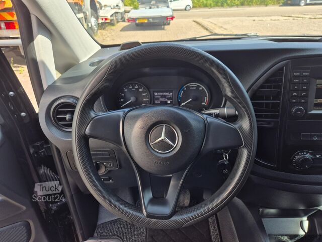 Teslimat kamyoneti çift kabin Mercedes-Benz eVito L2 DC 5 Pers/ Airco/ Camera/ 2X schuifdeur