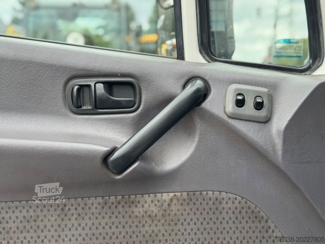 Damperli panelvan NISSAN Atleon Kipper, NL: 2545kg,