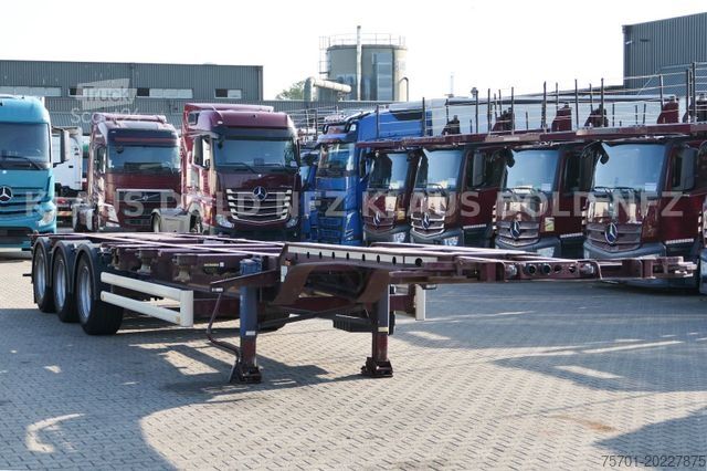 Cserélhető felépítményes félpótkocsi KRONE SD Wechselfahrgestell BDF Multi Chassis