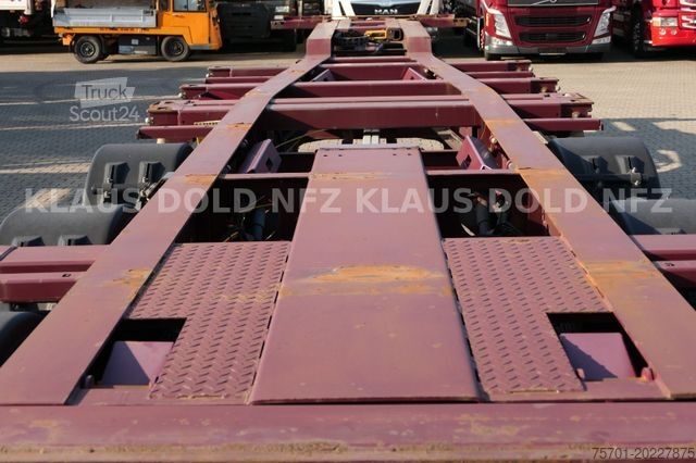 Cserélhető felépítményes félpótkocsi KRONE SD Wechselfahrgestell BDF Multi Chassis