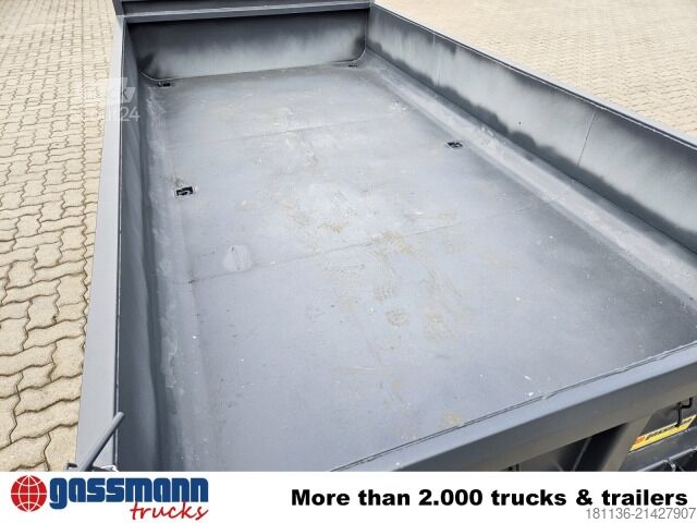 Kontejner s kavljem  City-Abrollcontainer mit Pendelklappe