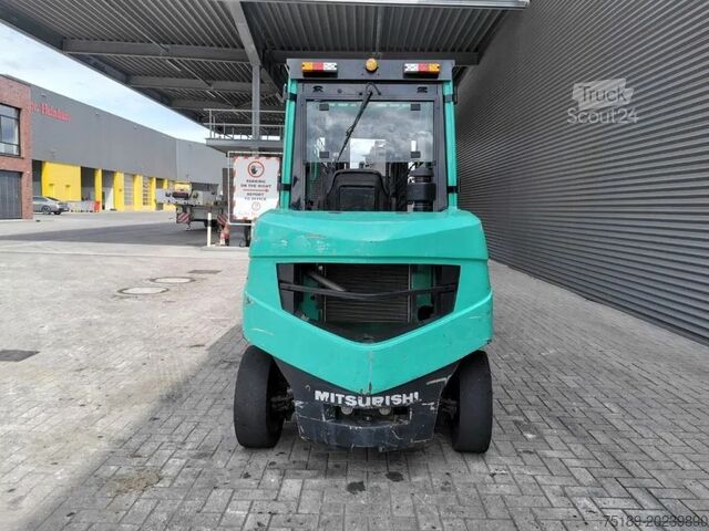 Carretilla elevadora Mitsubishi FD 45 NT  Triplex  Diesel  1500 Hours!